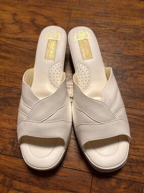 Women's White Slip-On Comfort Sandals